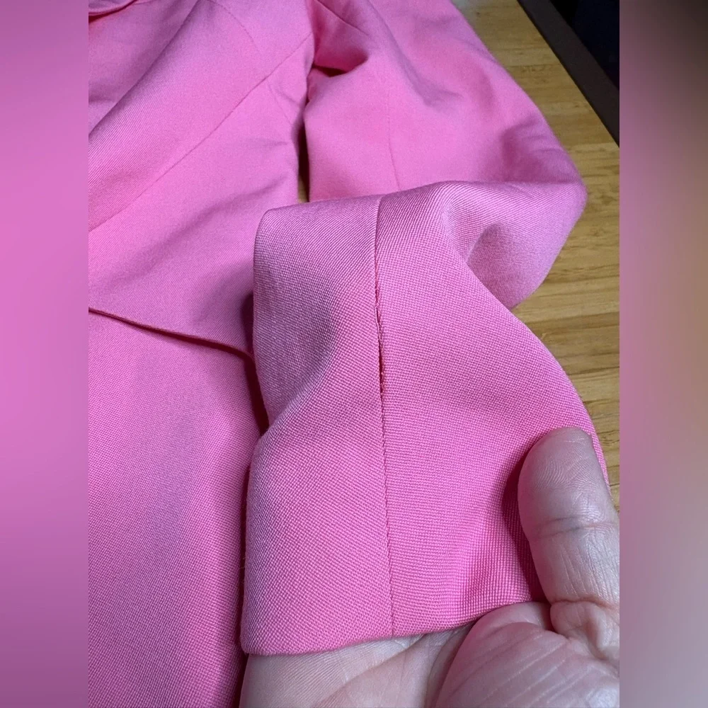 Alexander McQueen- Vibrant Pink Wool Blazer. Size 38 or US 2